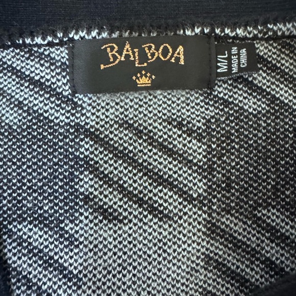 Chic Black and White Plaid Women's Cardigan - Picture 6 of 6